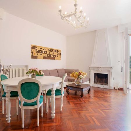 Ca' Bianca Apartments Farneto Bagian luar foto